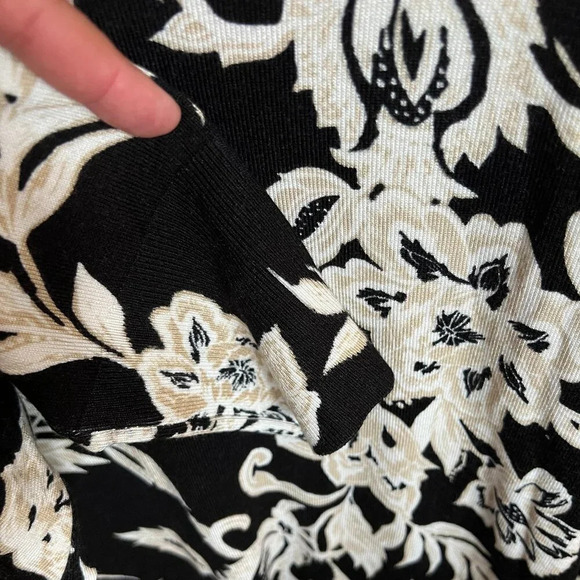 JM Collection Women's Size 3X Asymmetrical Hem Scoop Neck Long Sleeve Sweater - Picture 6 of 7